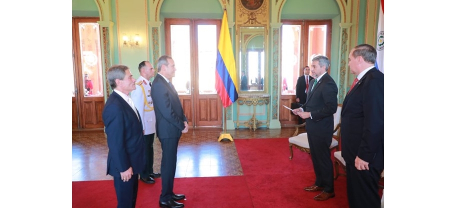 Embajador de Colombia en Paraguay, Juan Manuel Corzo, presentó cartas credenciales ante el Presidente Mario Abdo Benítez