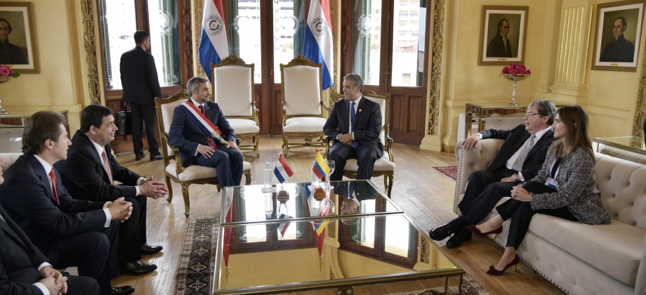 Canciller Trujillo participó en la reunión bilateral que sostuvieron los presidentes de Colombia y Paraguay