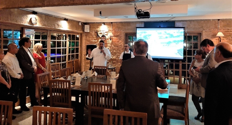 El chef Alejandro Gutiérrez visitó Paraguay como parte de las actividades del Plan de Promoción de Colombia 